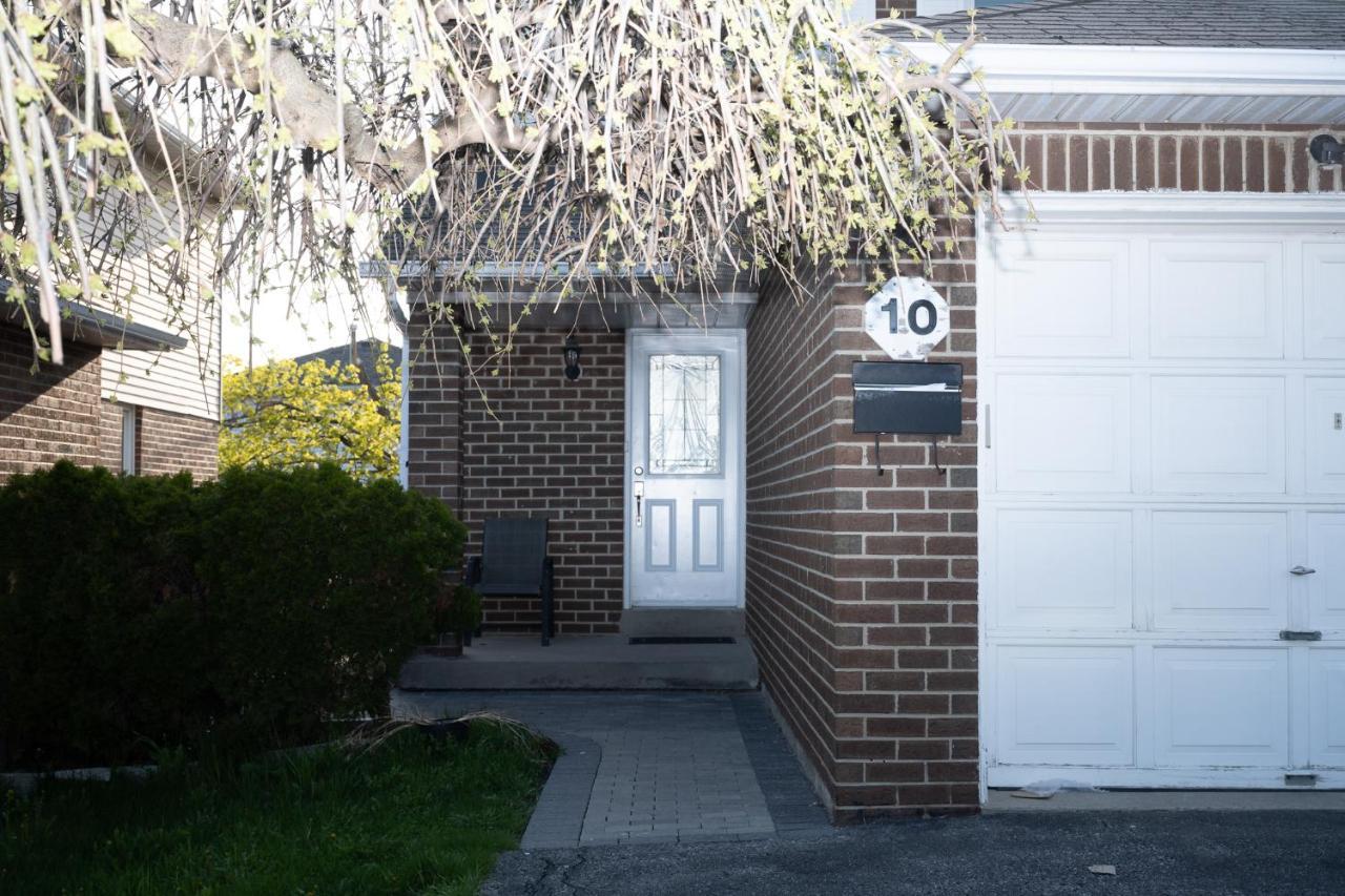 Nathan'S Place Brampton Exterior foto